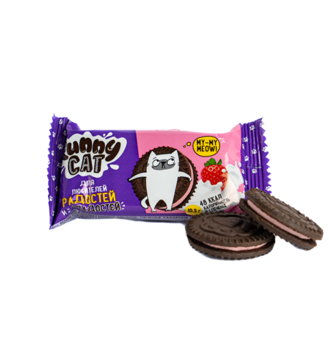 Funny Cat Strawberry Crème Chocolate Sandwich Cookie 42g